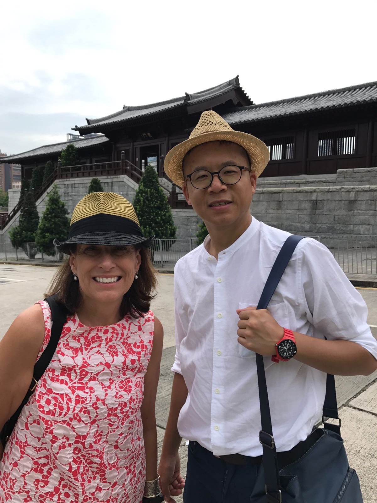 Julie Raffkind, Frank the tour guide, Chi Lin Nunnery as backdrop