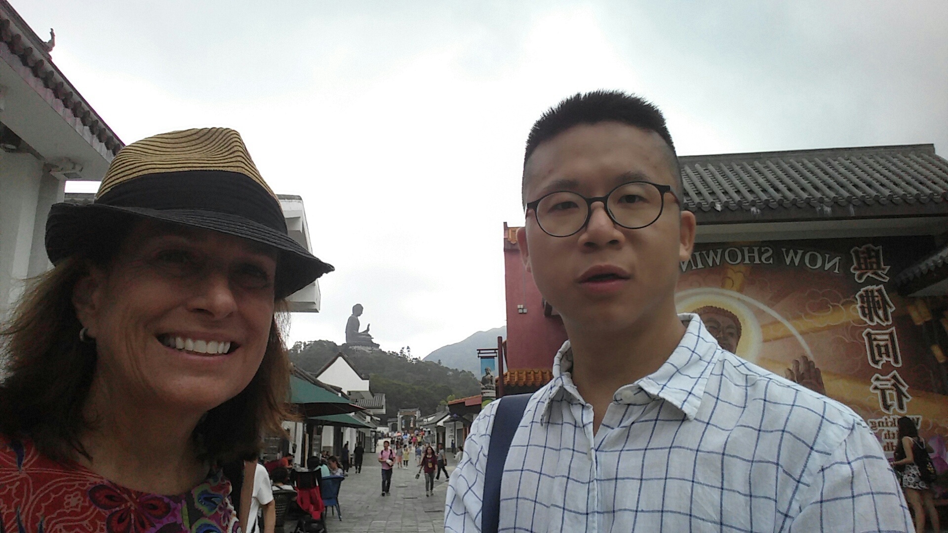 Julie Raffkind, Frank the tour guide, Big Buddha, Ngong Ping Market