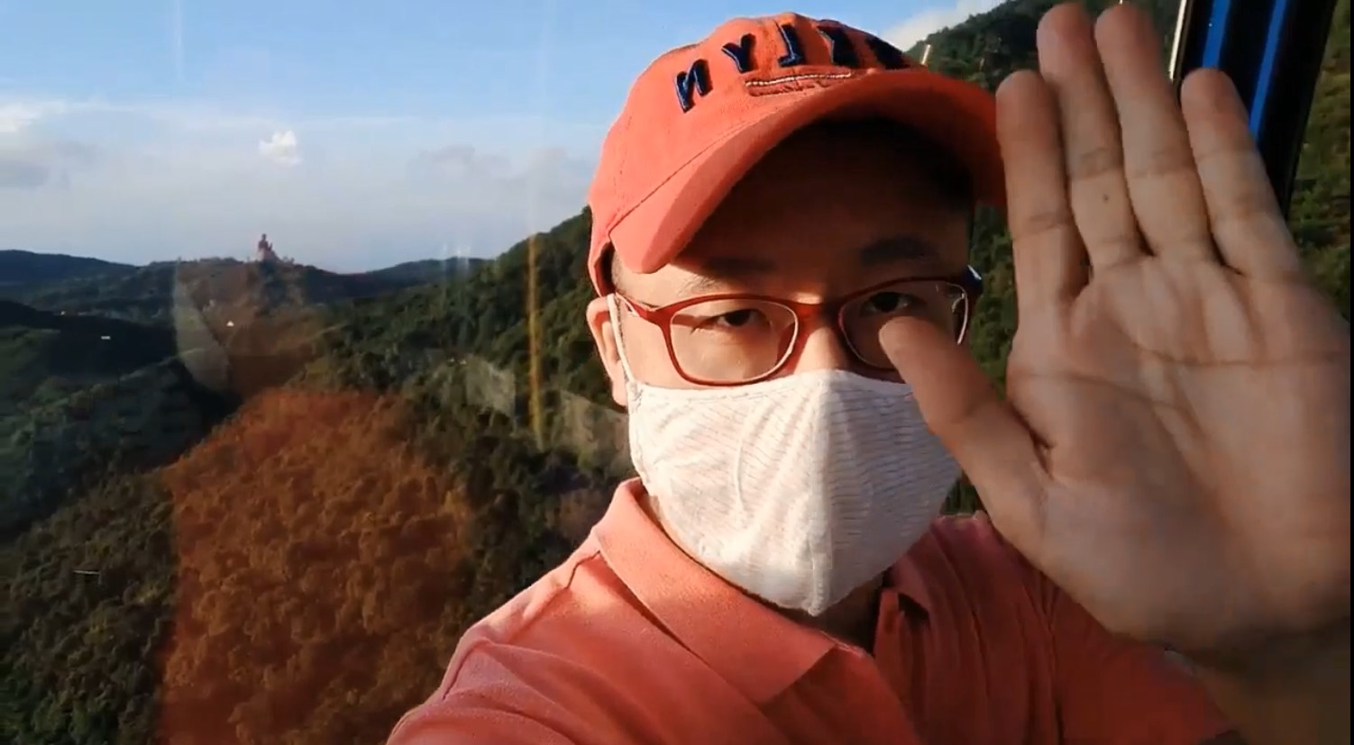Share Frank's video of taking the reopened Ngong Ping 360 Cable Car