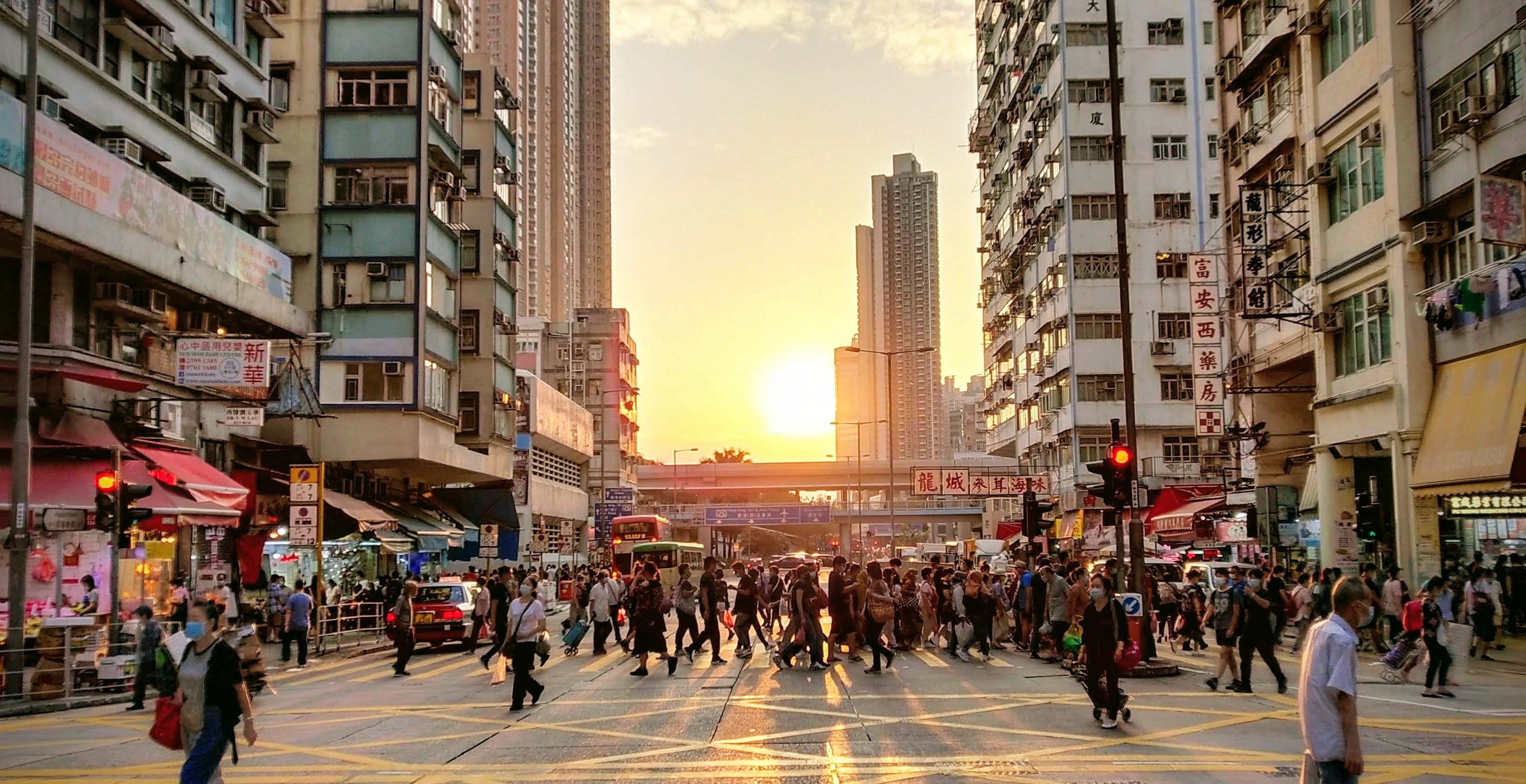 Share Frank's post about enjoying sunset in the fall in Hong Kong